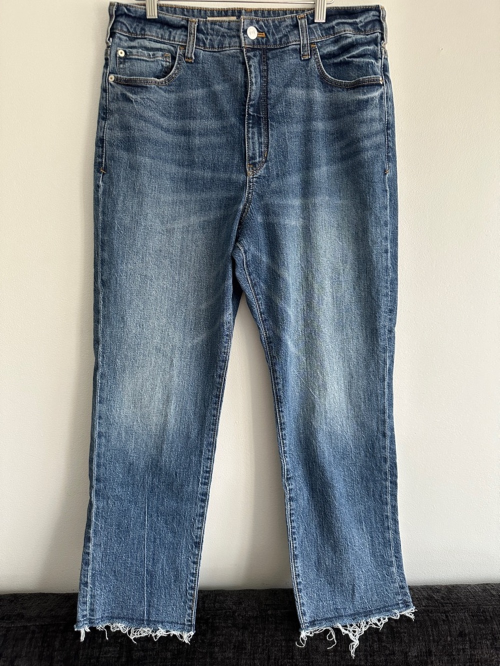 Pilcro Anthropologie “The Vintage Straight”Straight-Leg Jeans Size‎ 32